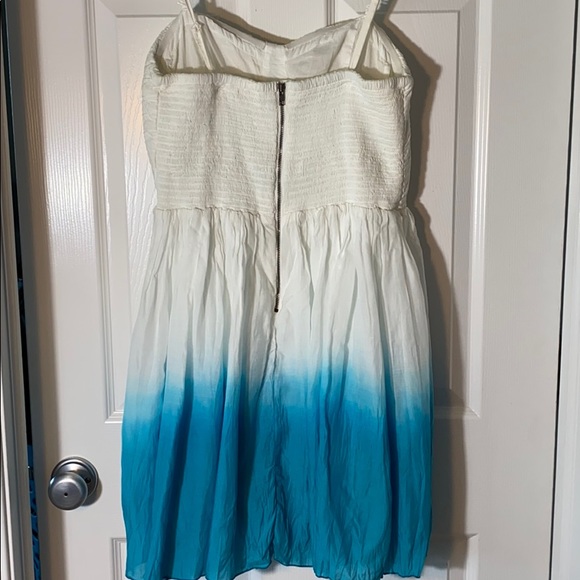 American Eagle sundress white and ombré turquoise - Picture 2 of 13